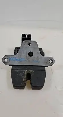 Ford Focus Tailgate/trunk/boot lock/catch/latch 8M51R442A66AC