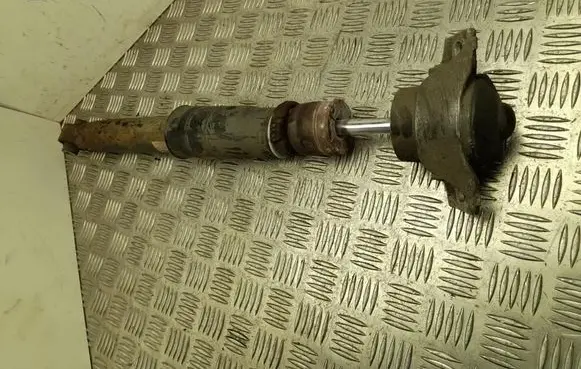 Audi Q7 4M Rear shock absorber/damper 4M0035Q