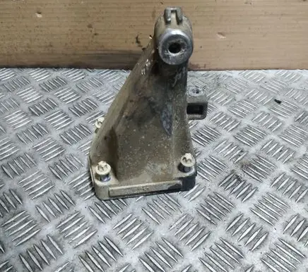 Mercedes-Benz Vito Viano W639 Engine mounting bracket A6462230204