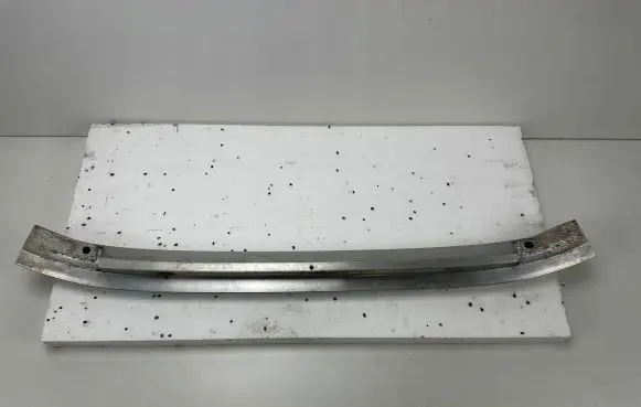 Audi Q7 4L Front bumper support beam 7L0807151