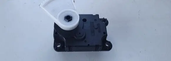 Renault Captur A/C air flow flap actuator/motor 