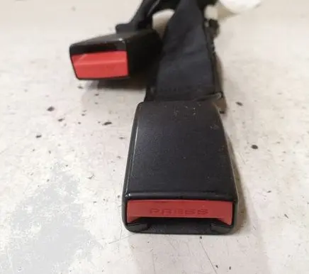 BMW 1 F20 F21 Rear seatbelt buckle 7355471