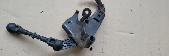 Audi A6 S6 C7 4G Headlight/headlamp level sensor 1T0907503B