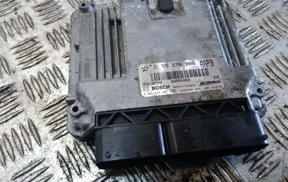 Opel Insignia A Engine control unit/module 55576906