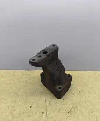 Mercedes-Benz CLK A209 C209 Engine mounting bracket 6420968345