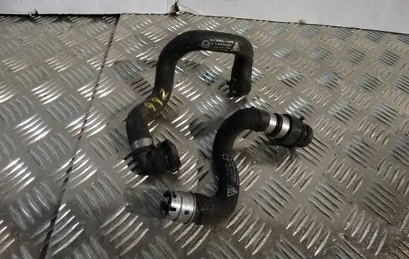 Porsche 992 Engine coolant pipe/hose
