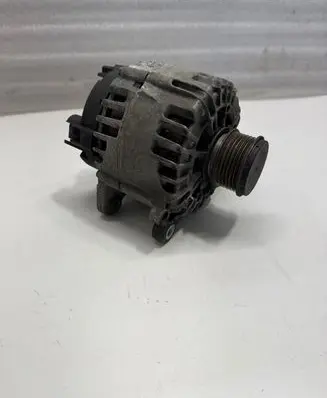 Volkswagen PASSAT B7 Generator/alternator 03L903023B