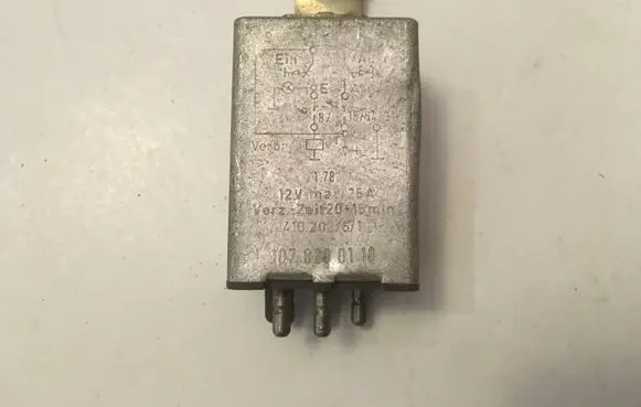 Mercedes-Benz 200 300 W123 Other relay 1078200110