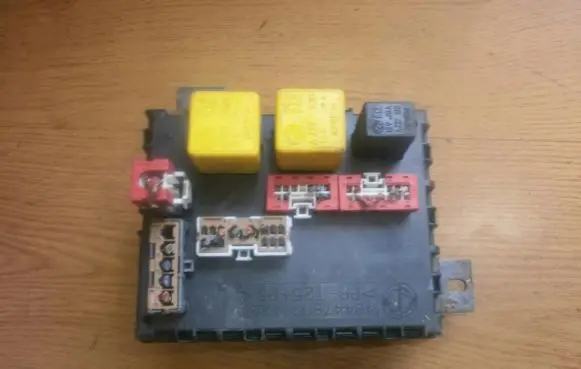 Alfa Romeo 156 Fuse box set 46447809