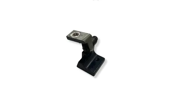 Volkswagen Touareg I Rear door upper hinge 7L0833401B