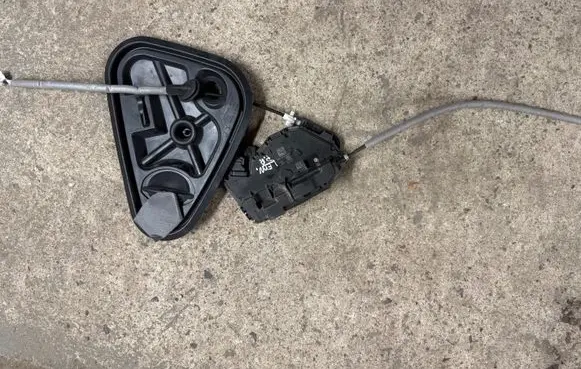 Seat Leon IV Front door lock 5TB837016C
