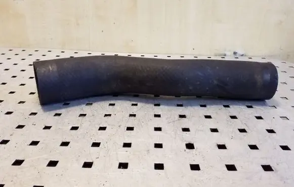 Toyota Avensis T220 Intercooler hose/pipe
