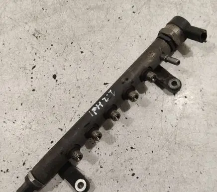 Peugeot 607 Fuel main line pipe 9656917280 9654748880