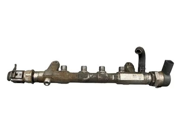 Skoda Octavia Mk2 (1Z) Fuel main line pipe 03L130089P 2200000588 0571301764H