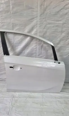 Opel Corsa E Front door