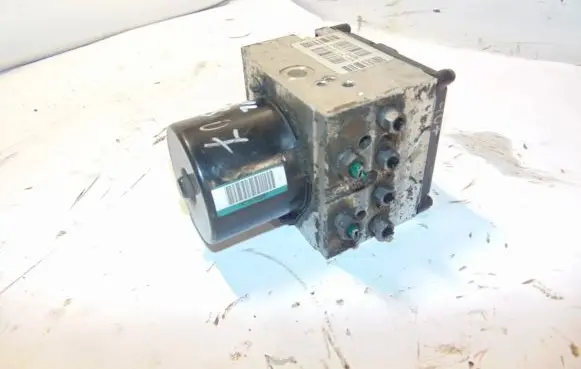Peugeot 407 ABS Pump 4541X3 15710602 S118676001