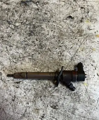 Fuel injector
