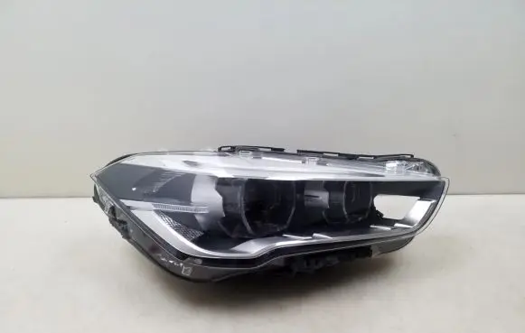 BMW X1 F48 F49 Headlight/headlamp 7472220