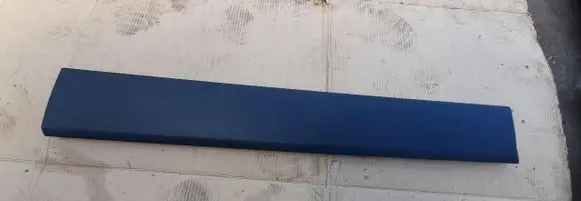 Renault Trafic III (X82) Sliding door trim (molding) 828212211R