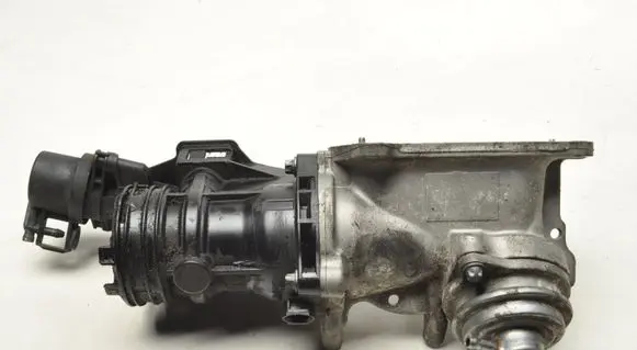 Mercedes-Benz B W245 Electric throttle body valve A6400901670