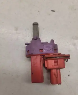 Clutch pedal sensor