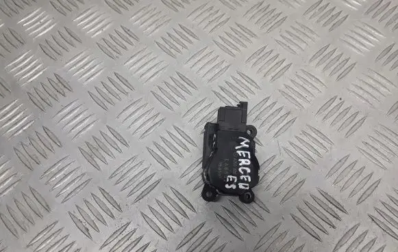 Mercedes-Benz CLK A209 C209 Central body control module A2038201642
