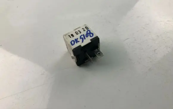Citroen C4 Aircross Other relay 9687709180