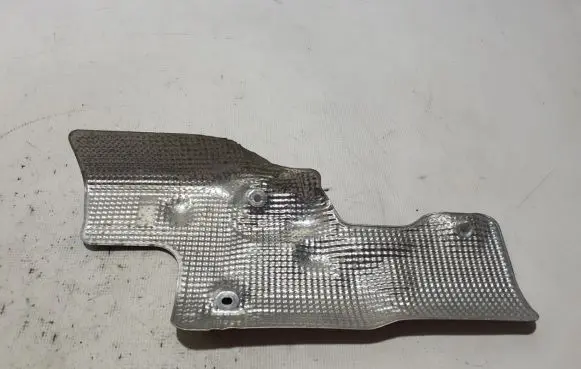 KIA Sportage Exhaust heat shield A013C061