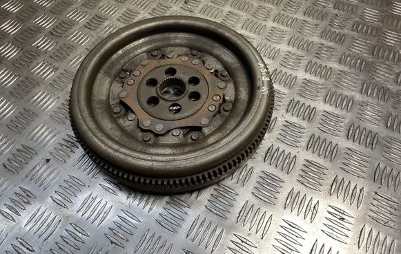 Volkswagen Golf VII Flywheel 03L105266D