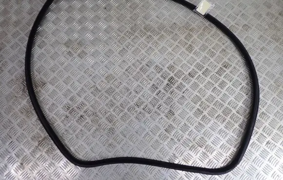Rubber seal rear door