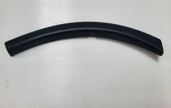 Mitsubishi Outlander Front bumper splitter molding 7407A315