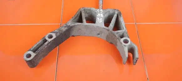 Fiat 500 Gearbox mounting bracket 518119230 19MB38