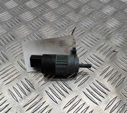 Jaguar XJ X351 Windscreen/windshield washer pump 6M2113K082AB