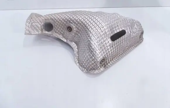Lexus IS III XE30 Exhaust heat shield 8212530560A