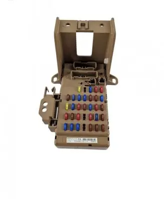 Subaru Forester SJ Fuse module 82201FJ100
