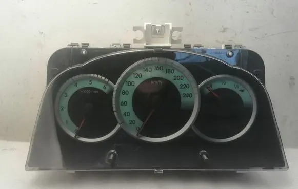 Toyota Corolla Verso AR10 Speedometer (instrument cluster) 838000F092