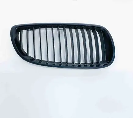 BMW M3 e92 Front grill 22405910