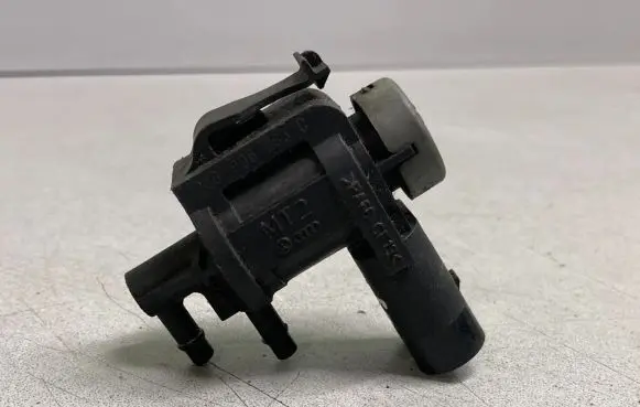 Audi A6 S6 C6 4F Turbo solenoid valve 1J0906283C
