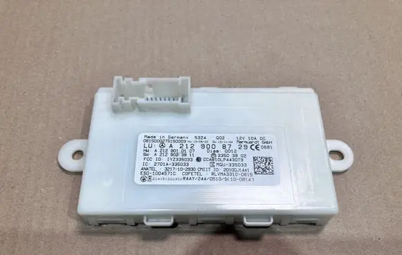 Mercedes-Benz E C207 W207 Keyless system antenna A2129008729