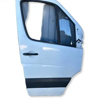 Mercedes-Benz Sprinter W906 Front door 