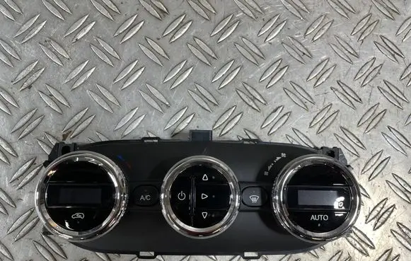 Iveco Daily 6th gen Climate control unit 104144