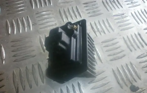 Mazda 626 Heater blower motor/fan resistor KJ180B26R