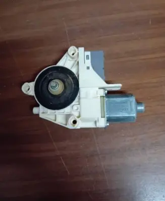 Peugeot 407 Rear door window regulator motor 999066