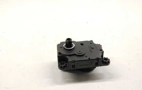 Renault Kangoo II Air flap motor/actuator A21201700