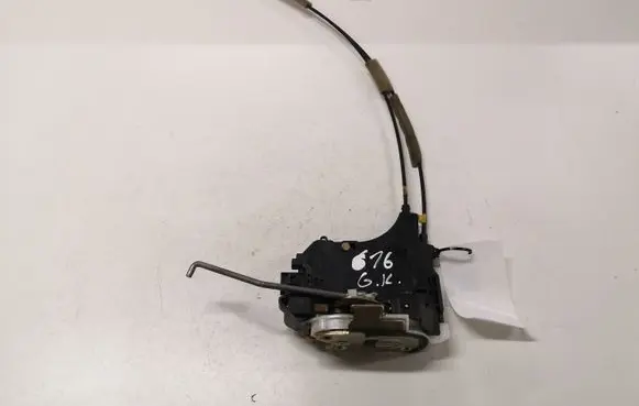 Mitsubishi Grandis Rear door lock