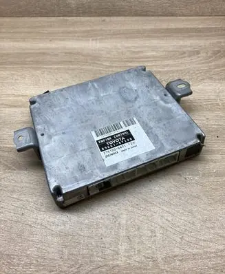 Toyota Prius (XW20) Engine control unit/module ECU 8966147120 2751005471