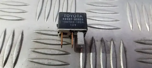 Lexus IS 200-300 Other relay 9098702020