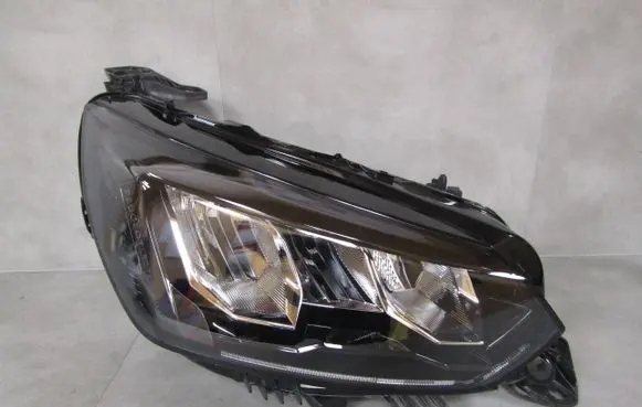 Peugeot 208 II Headlight/headlamp 9833036180