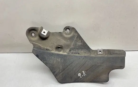 Audi Q7 4M Rear mudguard 4M0854815E