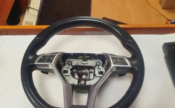 Mercedes-Benz CLA C117 X117 W117 Steering wheel a1724608303